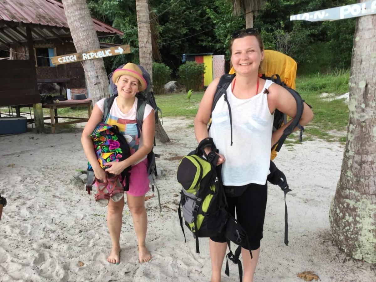 Wild Pasir Panjang Hotel Pulau Tuba Bagian luar foto