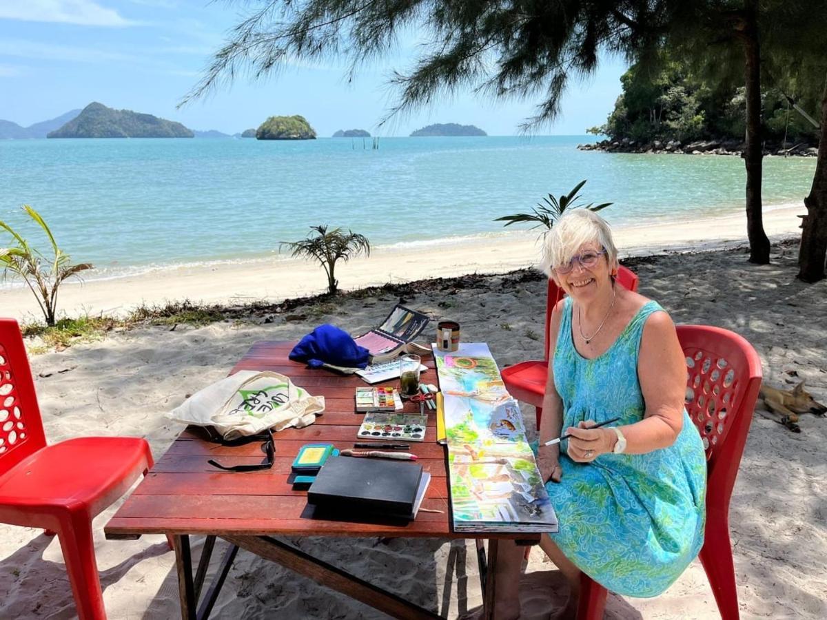 Wild Pasir Panjang Hotel Pulau Tuba Bagian luar foto